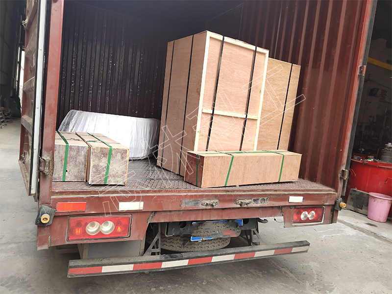 煤礦用氣動(dòng)注漿泵