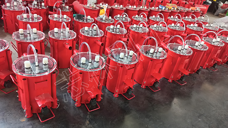 井下正負(fù)壓放水器